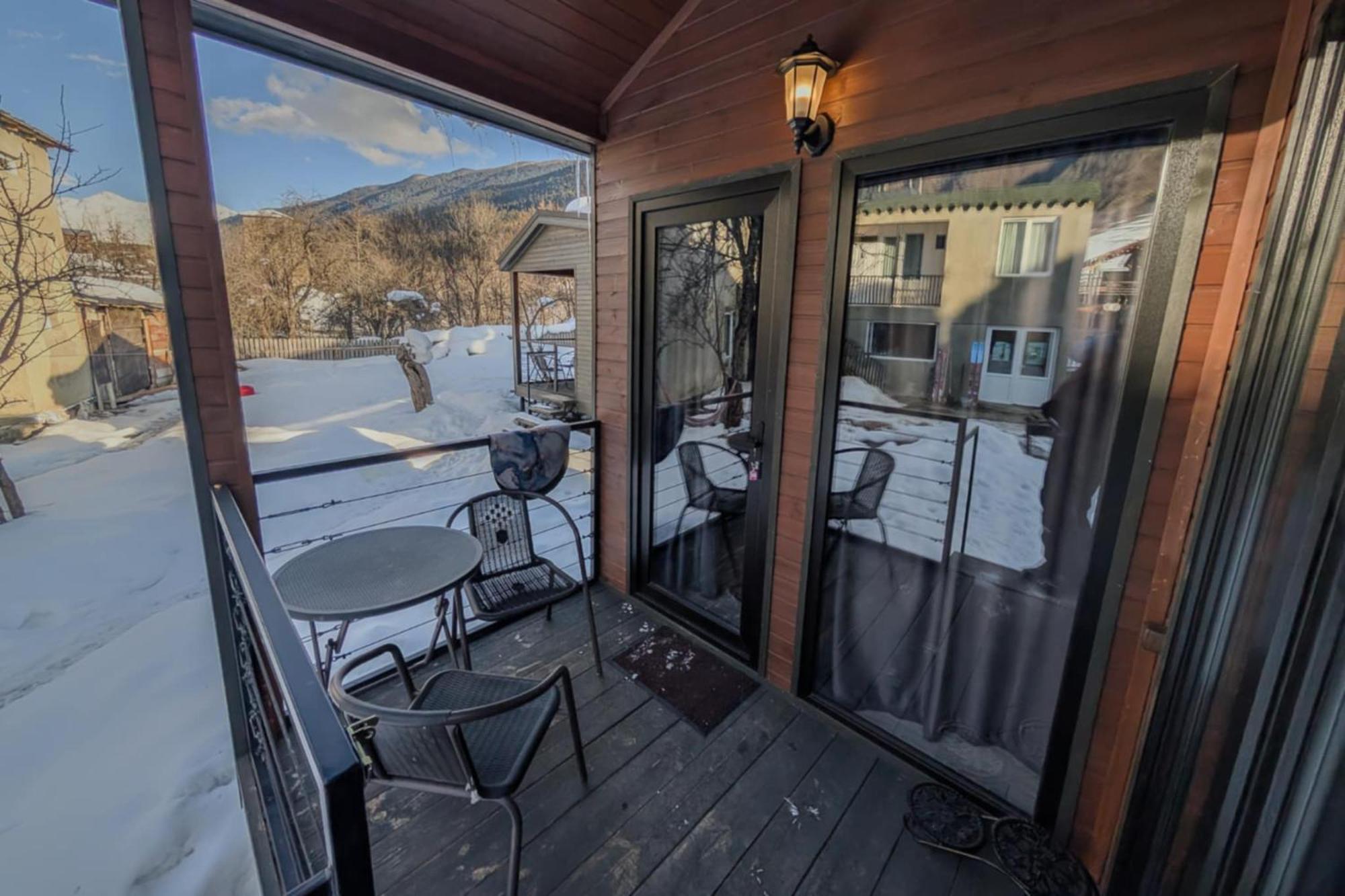 Inga Jafaridze Guesthouse Pele Mestia Luaran gambar